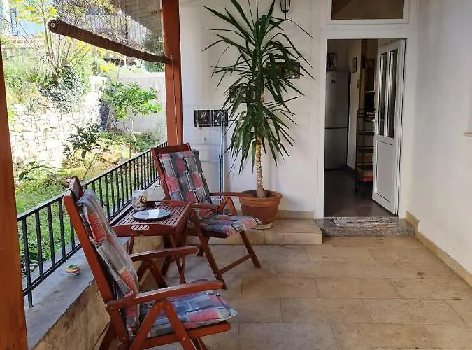 Quiet In A Private House - Close To Center, Pet Friendly *