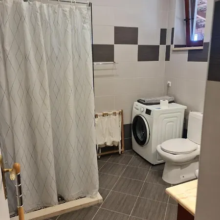 Quiet In A Private House - Close To Center, Pet Friendly Split